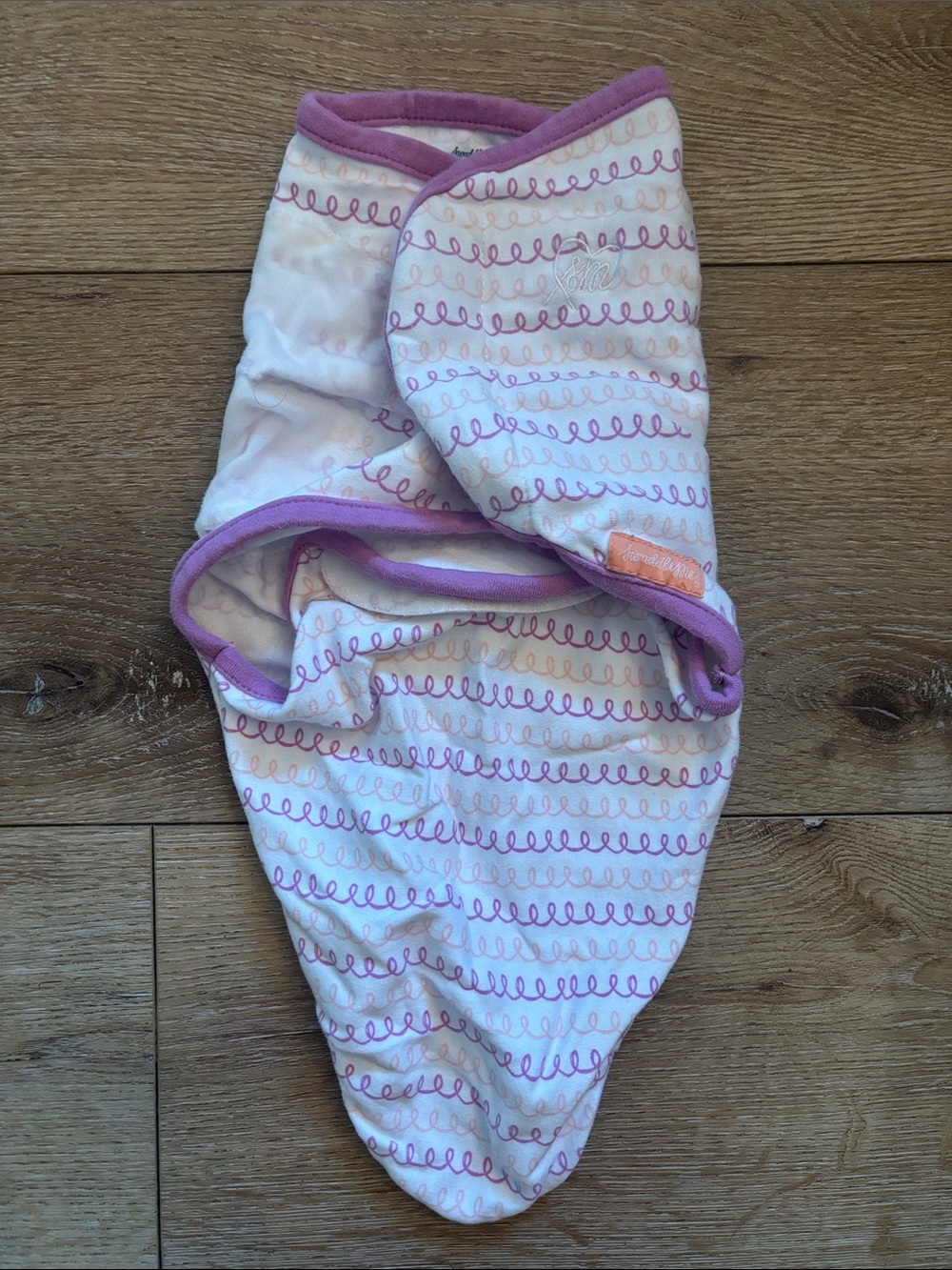 SwaddleMe Baby Sleep Swaddle - size small/medium
